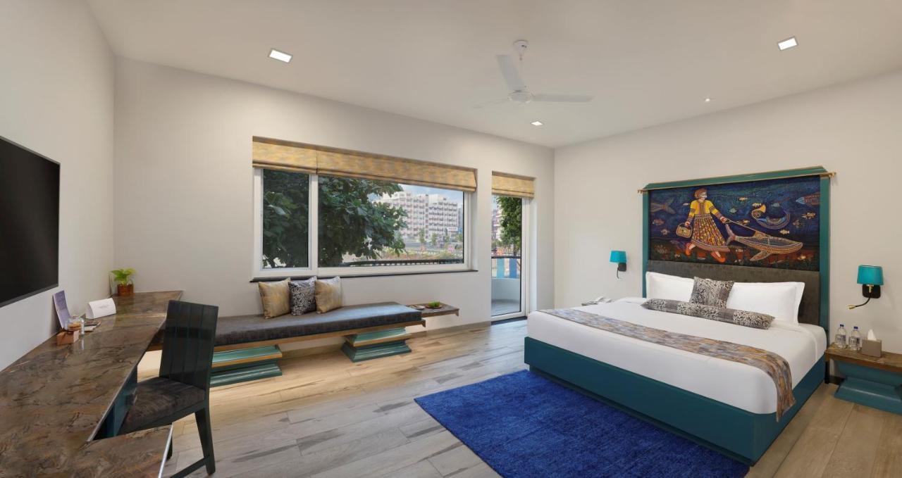 The Andhra Art & Craft Hotel Visakhapatnam Bagian luar foto
