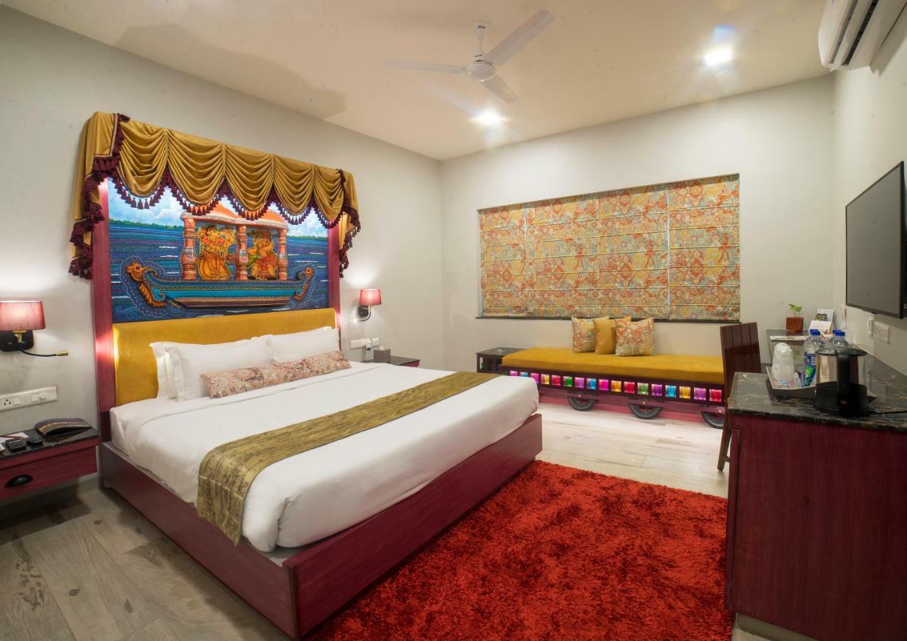 The Andhra Art & Craft Hotel Visakhapatnam Bagian luar foto